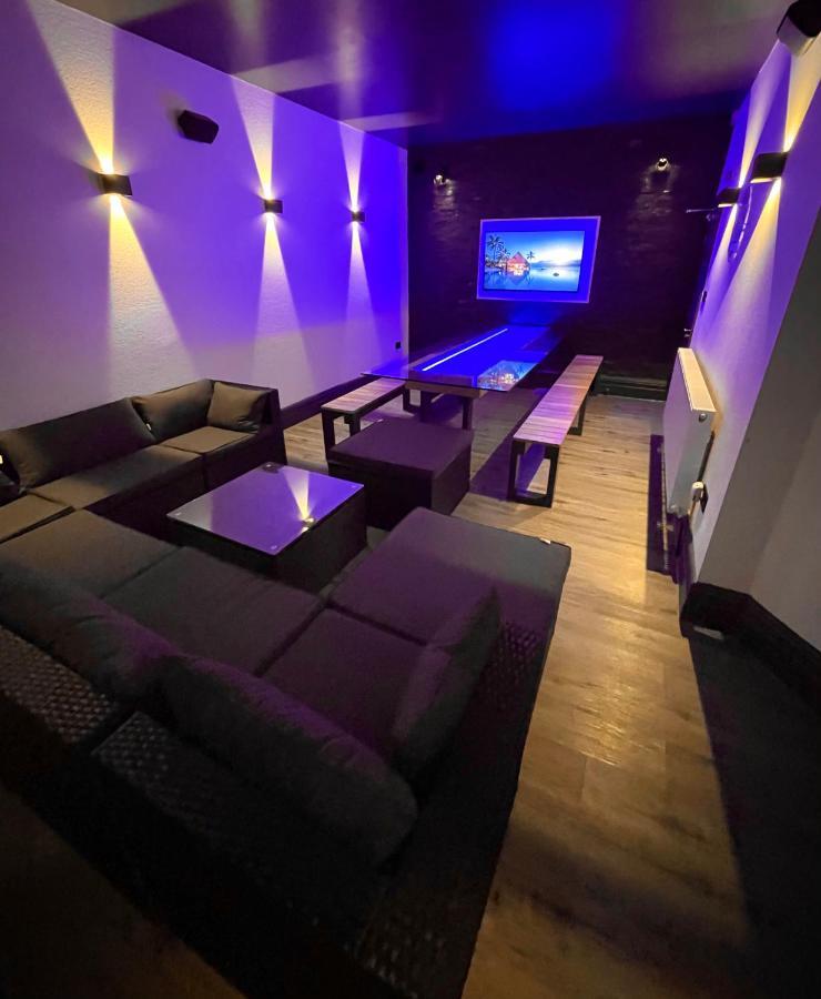 Salt-Rock Vila Blackpool Exterior foto